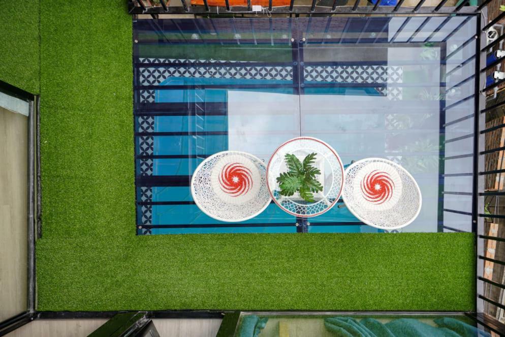 Almor Hostel With Pool In Right Center Ha Long Eksteriør billede